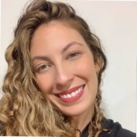 Larissa Soares Savino Jou