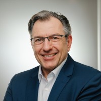 Bernd Schmitt