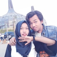 Tia Setiawati