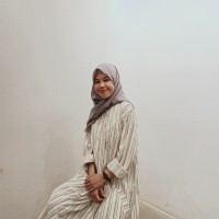 Yenni Komala Sari