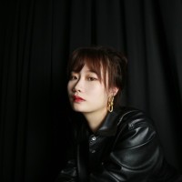 Yixin Lin
