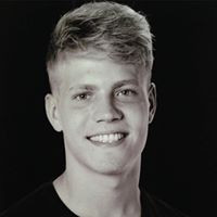Christoffer Holst