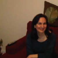 Nina Kelly