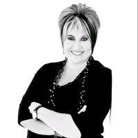 Alisia Van Tonder