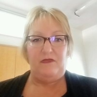 Robyn Semaine