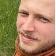 Anton Ushakov