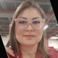 Luciane Flores De Freitas