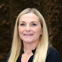Lisa Catron