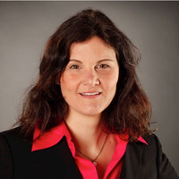 Dr. Eva Becker