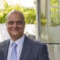 Carlos G Santos Yañez