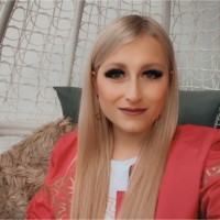Cindy Bastian
