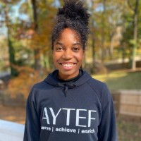 Kirsten Lewis (Robles)