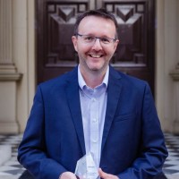 Dr Tim Robson