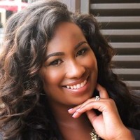 Larissa Rhodes Vargas