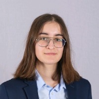 Lucie S.