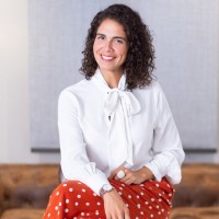 NAYRA MACEDO