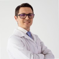 Dr Lucas Almoño
