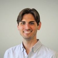 Derek Slovenec, Phd, Pe
