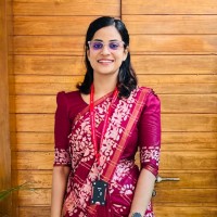Dr. Nivea Kesav