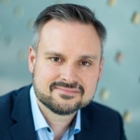 Dr. Christopher Englert