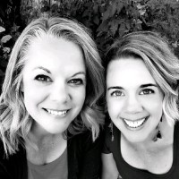 🌎 Julie and Debbie Wiens 🌎