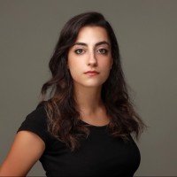Ela Güldüren