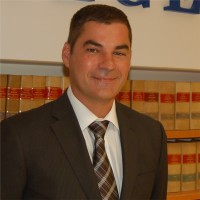 Robert Riu