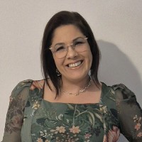 Michele Lima Oliveira