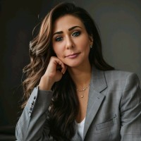 Bettina Emme