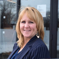 Leslie Lee