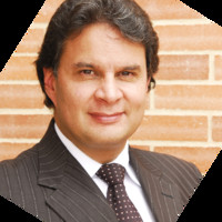 Hernando Avila Lozano