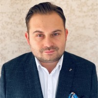 Ali Öz