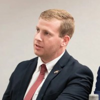 Gavin Holzworth, Mba
