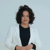 Izabela Castro Damaceno Faria