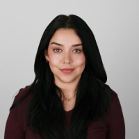 Ari H.