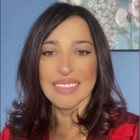 Helena Santos