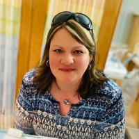 Carolyn Holmes