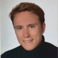 Julian M. Ahlers, LL.M.