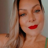 Lucélia Munhoz Gomes