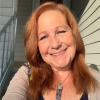 Suzanne Khanna