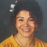 Angela Robles (Prima)