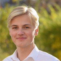 Adam Lindholm