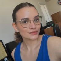 Alyne Lazarotto