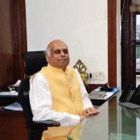 Veeraraghavan Neelakantan