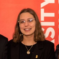 Eve Thom