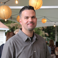 Carlos Alvarez