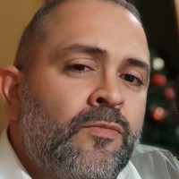 David González