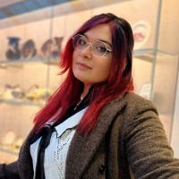 Yasemin Basusta