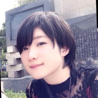 友川琴絵