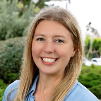 Amanda Houts, Mba